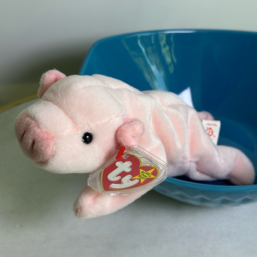 NWT RARE 1993 TY Beanie Babies (Squealer) with errors